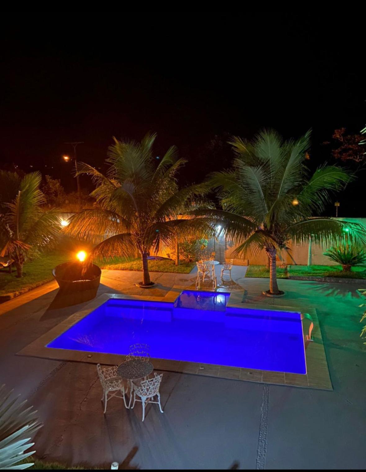 Casa de férias Casa Paradisiaca L Piscina Super Quente 50 Graus Caldas Novas